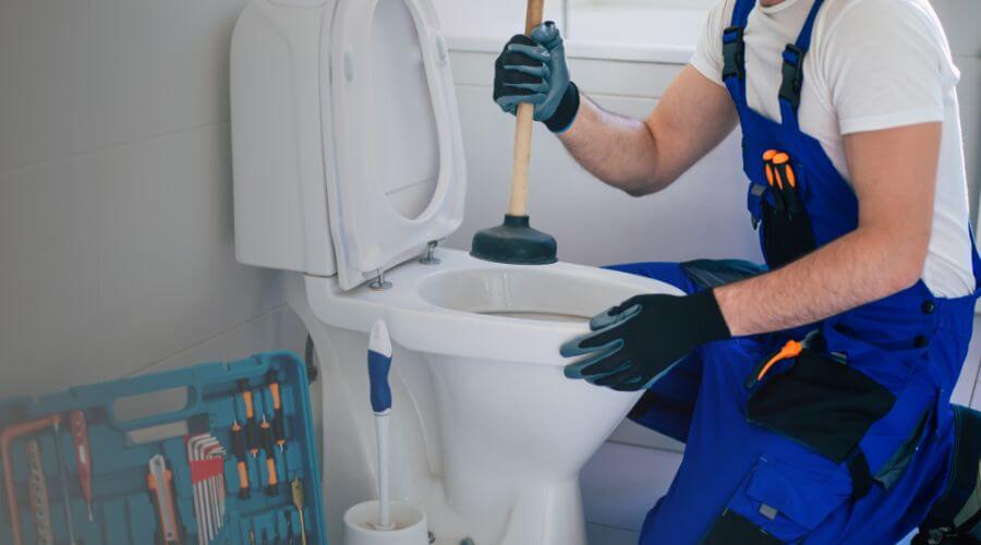 Expert burst pipe repair services in Rochester, TX